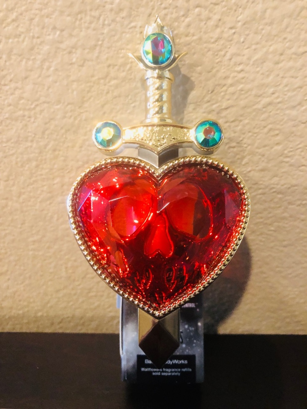 New Bath & Body Works Disney Villain Evil Queen Wallflower Plugin Light Up Heart